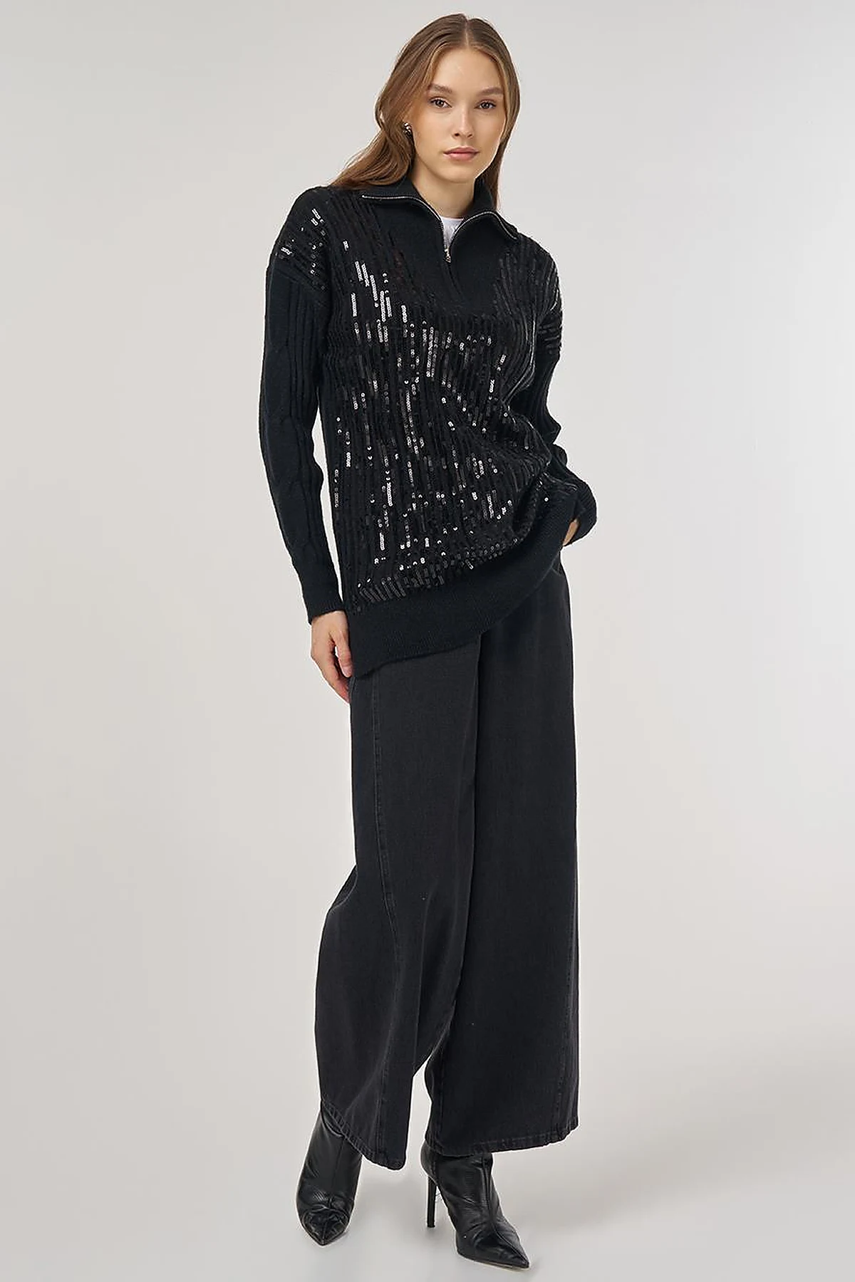 Sequin Embroidered Viscose Knit Tunic in Black