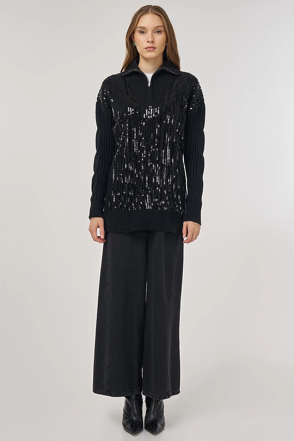 Sequin Embroidered Viscose Knit Tunic in Black
