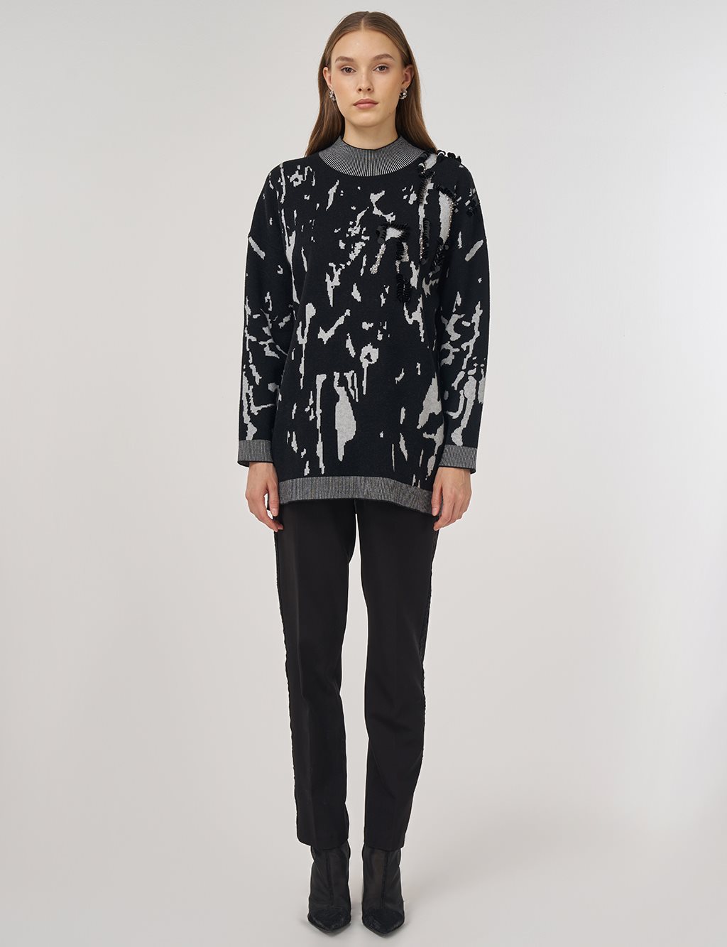 Sequin Detailed Viscose Knit Tunic in Black