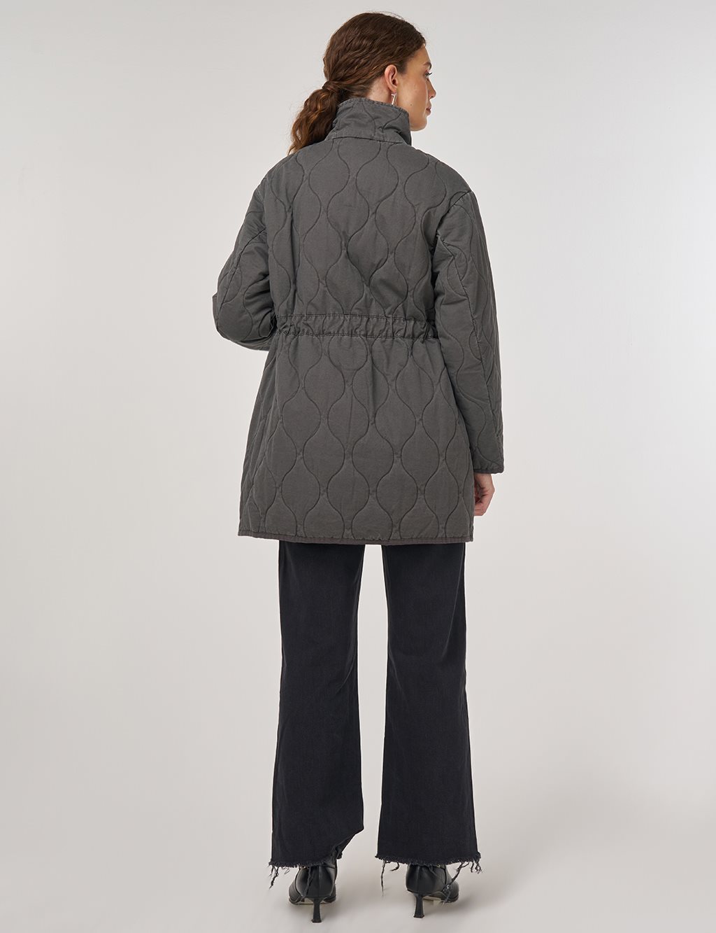 Stand-Collar Anorak Jacket in Anthracite