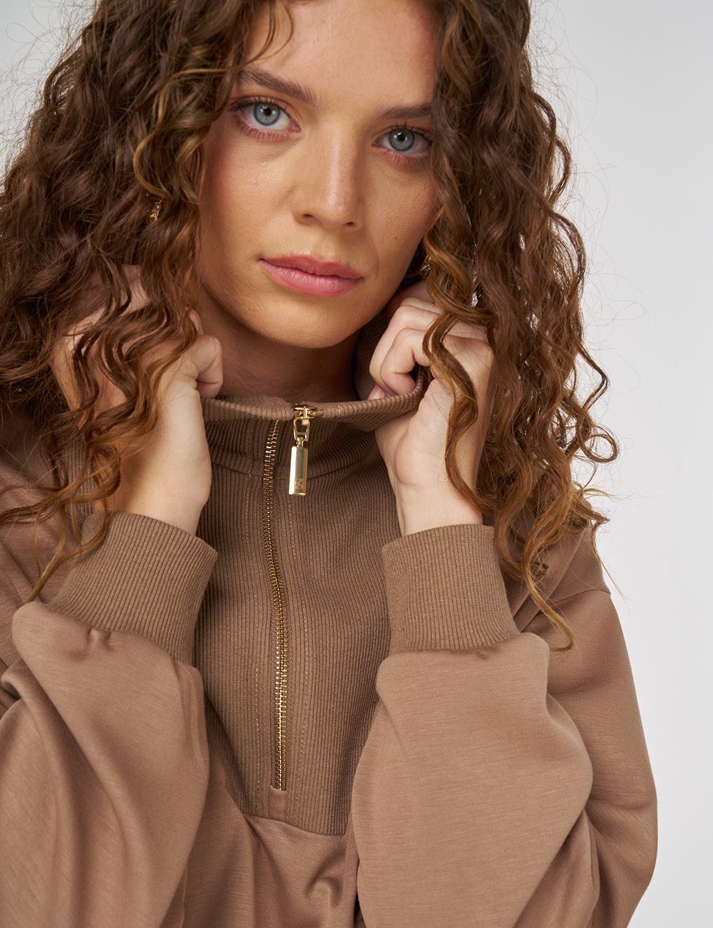 Dropped-Shoulder Viscose Sweatshirt Beige