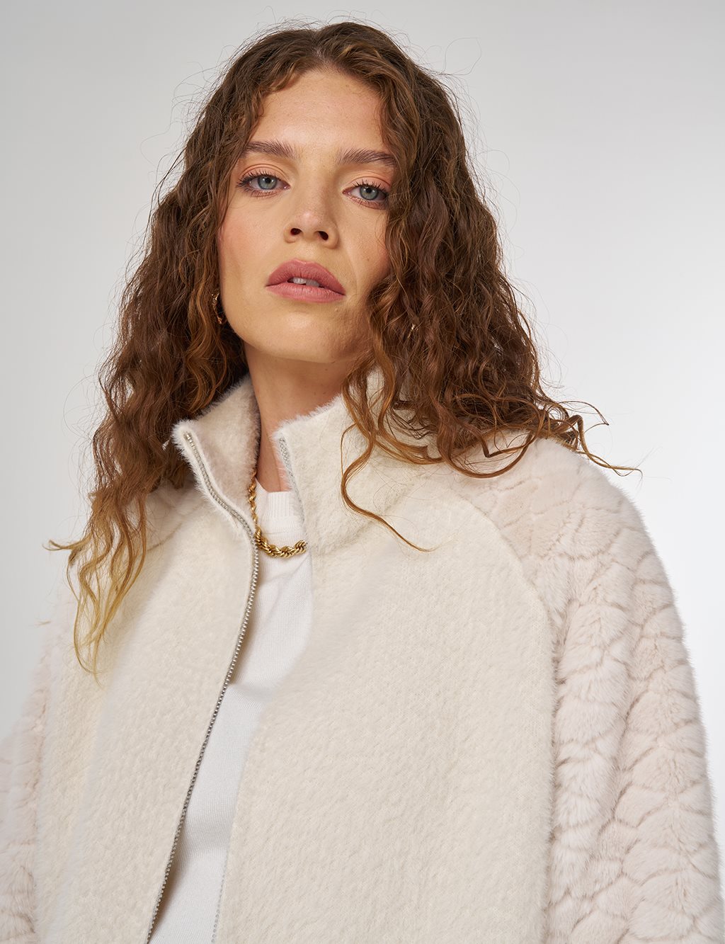 Peluş Garnili Triko Ceket Krem 