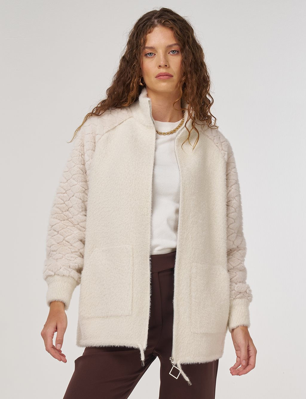 Peluş Garnili Triko Ceket Krem 