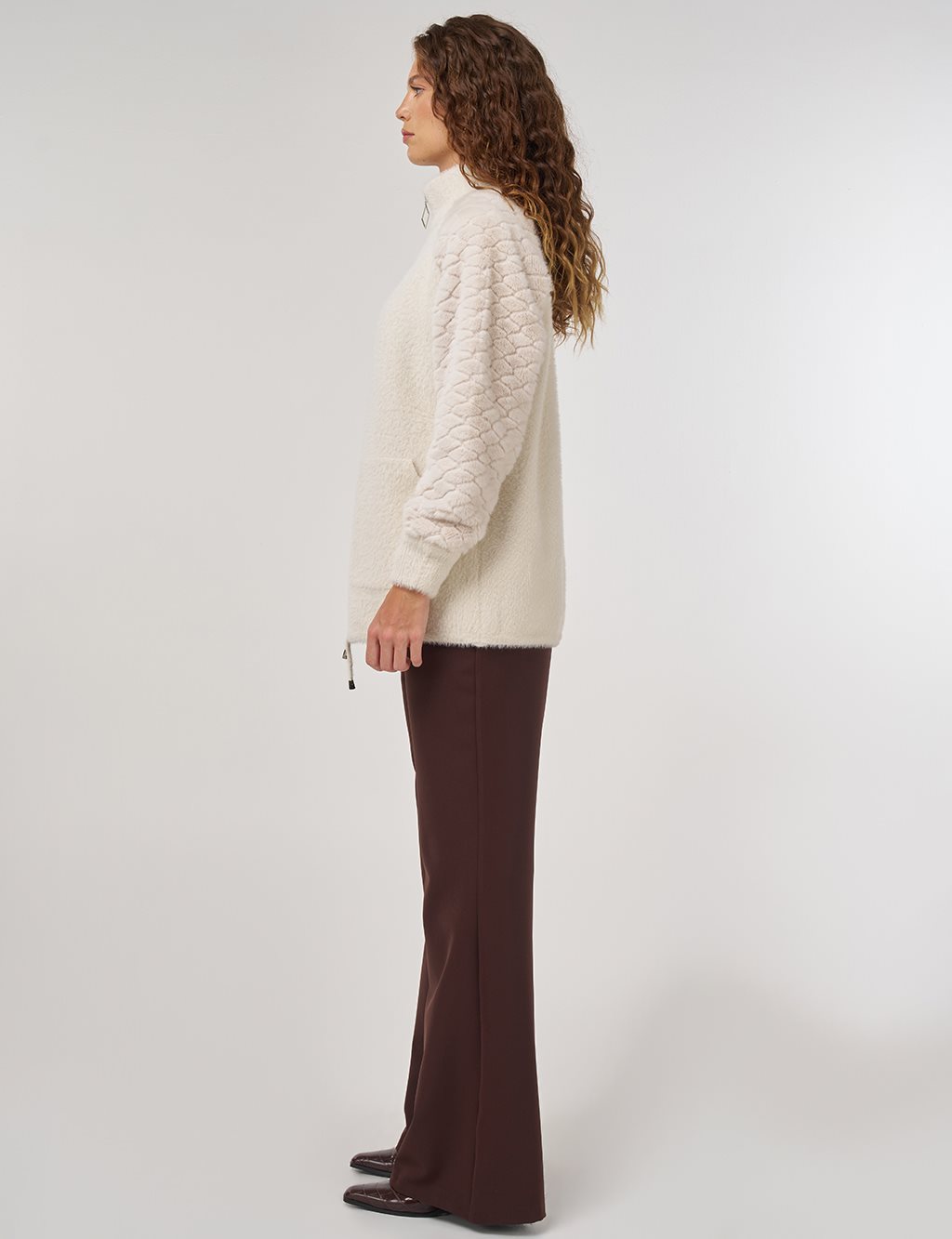 Peluş Garnili Triko Ceket Krem 