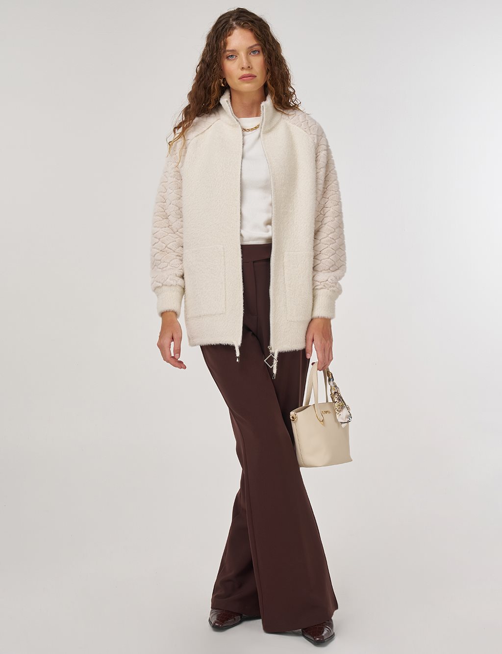 Peluş Garnili Triko Ceket Krem 