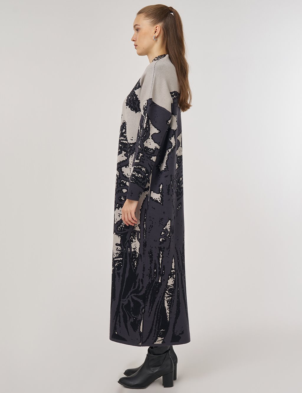 Soyut Desen Viskon Triko Elbise Siyah 