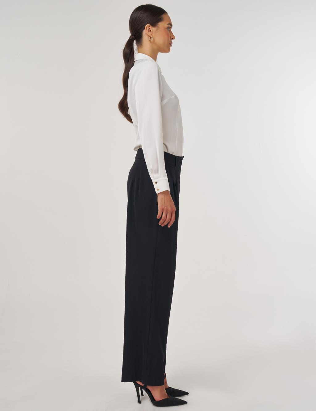 Pleated Fabric Pants Black