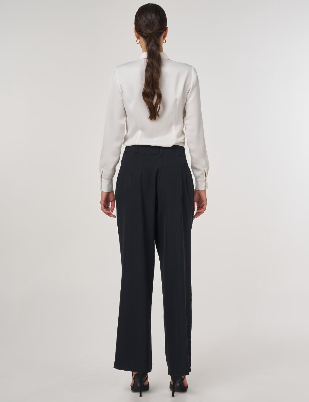 Pleated Fabric Pants Black