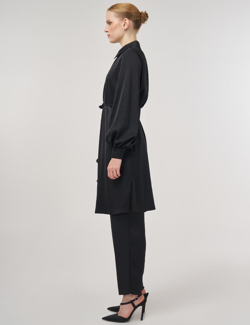 Floral-Embellished Elegant Tunic Black