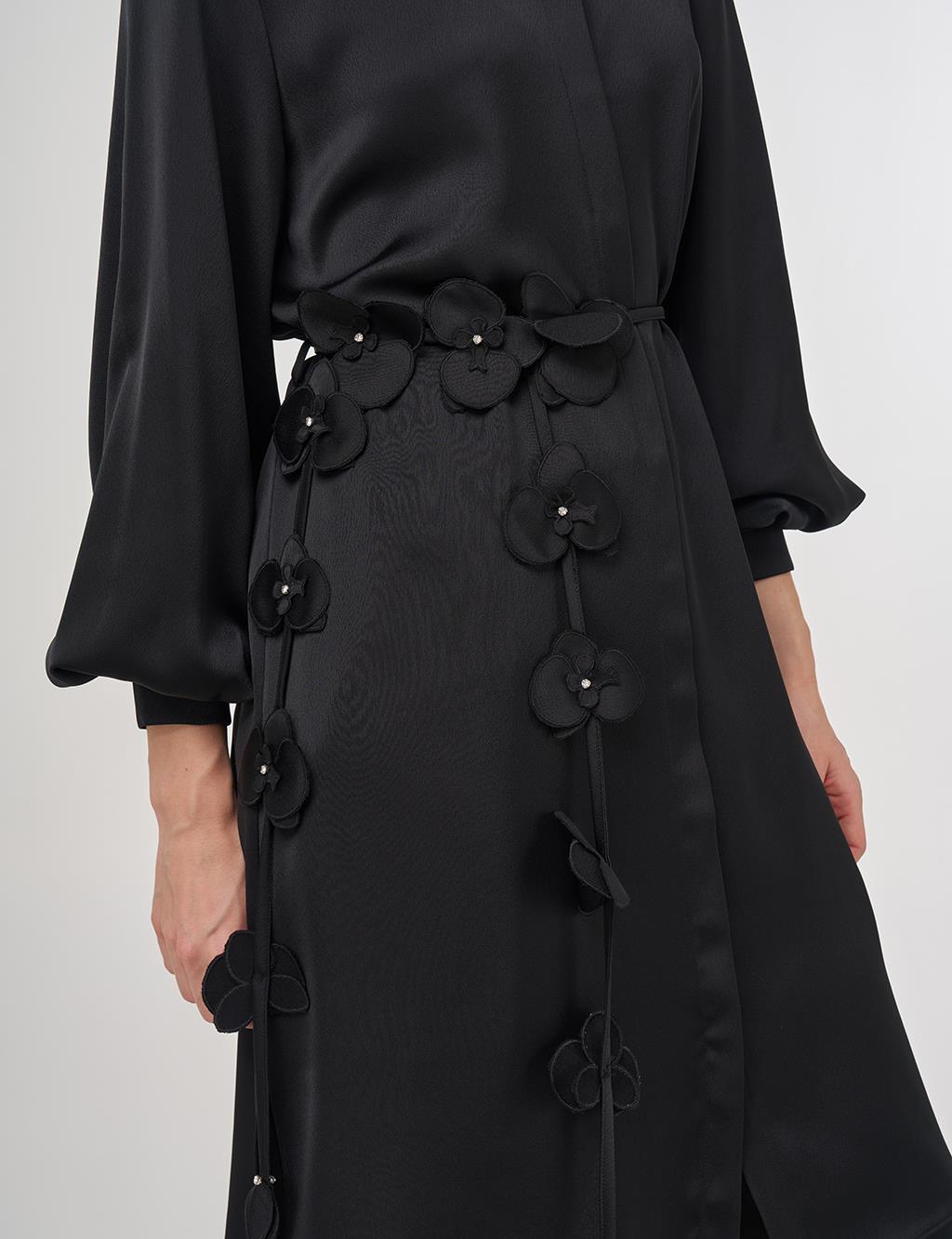 Floral-Embellished Elegant Tunic Black