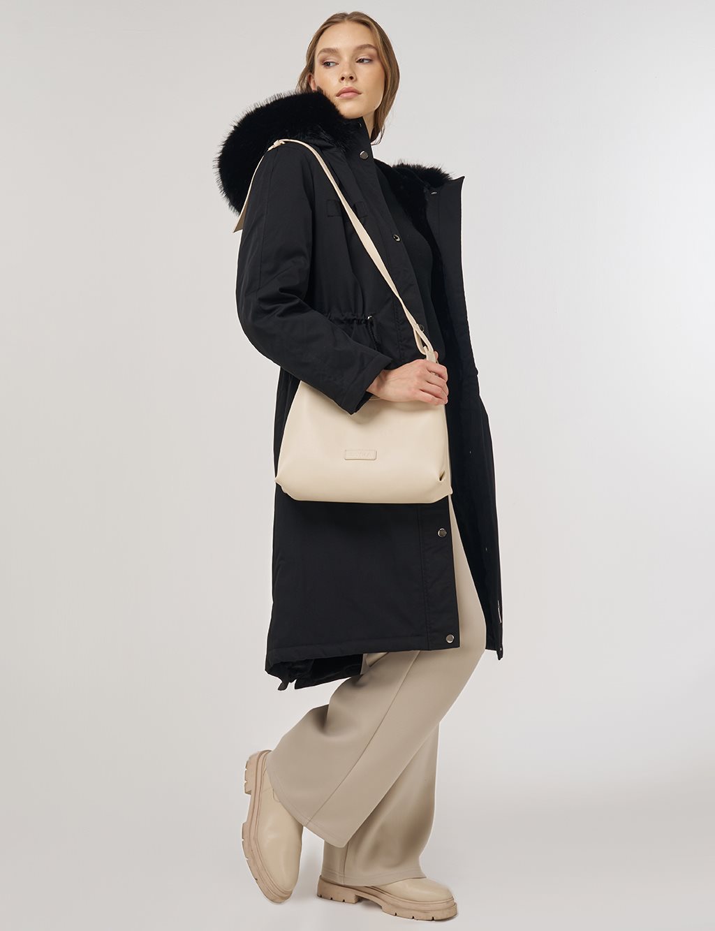 Pocket-Detail Anorak Jacket Black