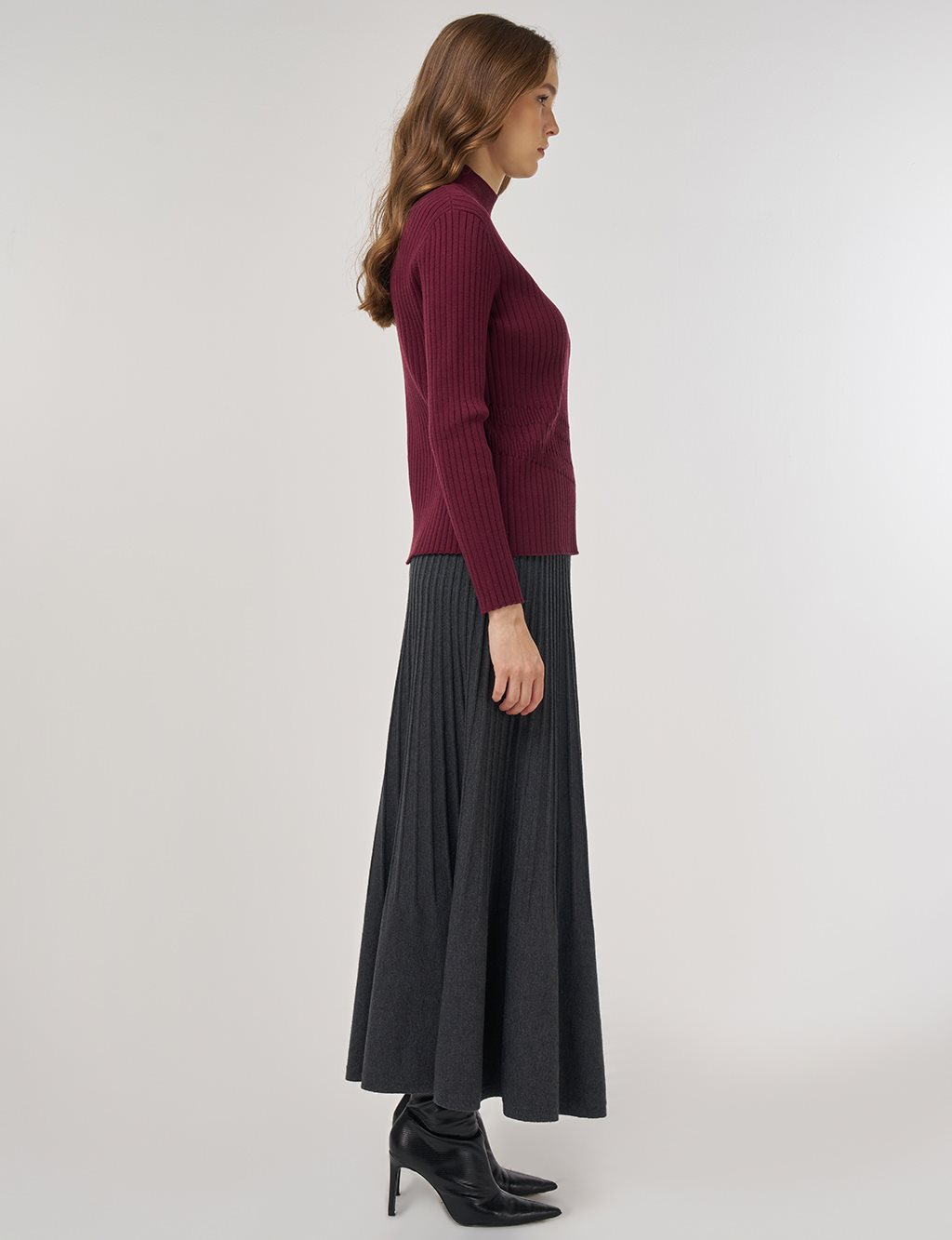 Ribbed Viscose Knit Sweater Burgundy