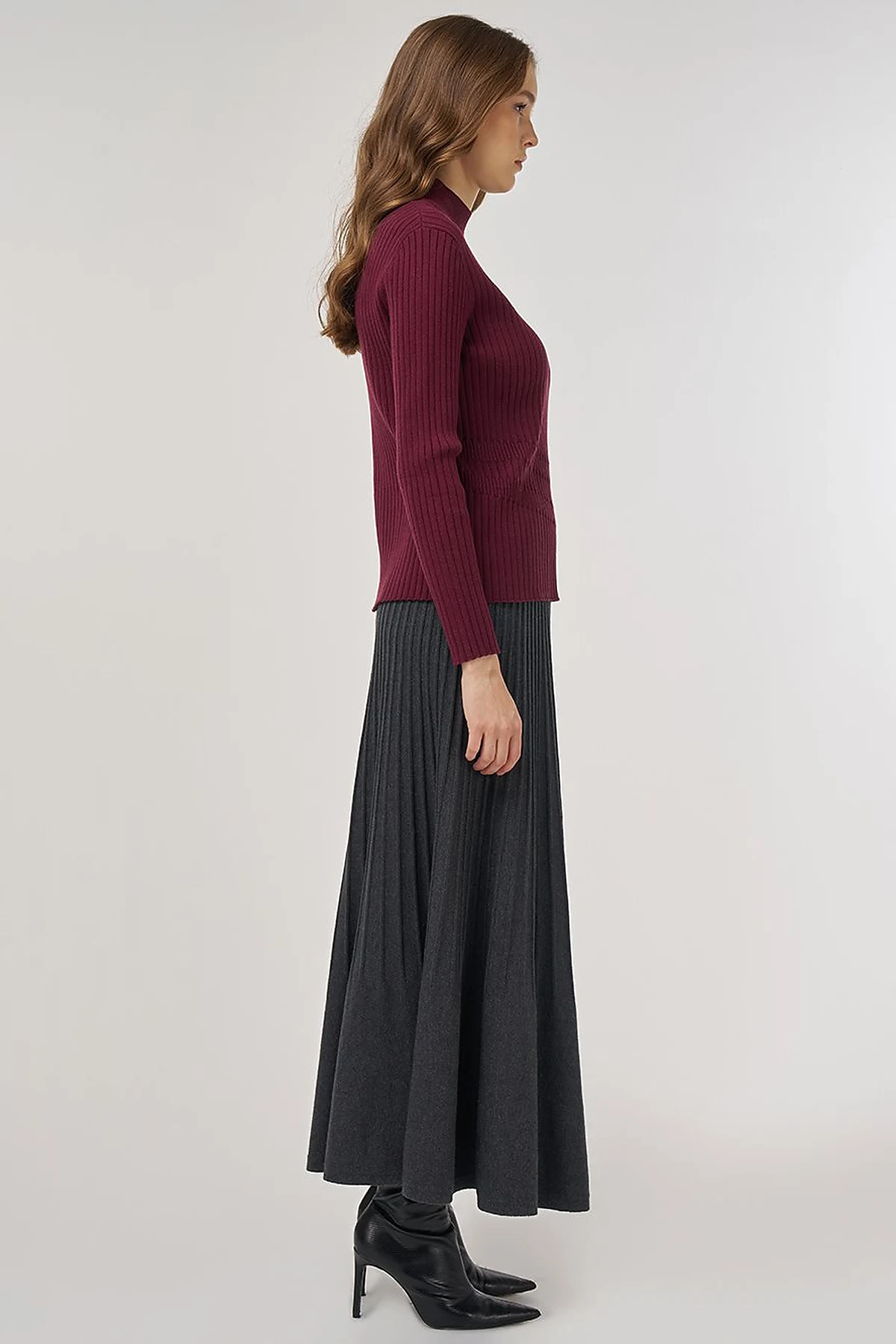 Ribbed Viscose Knit Sweater Burgundy