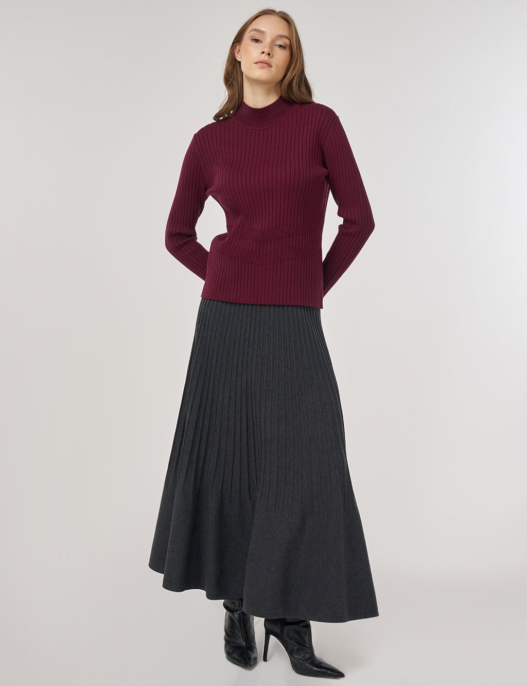 Ribbed Viscose Knit Sweater Burgundy
