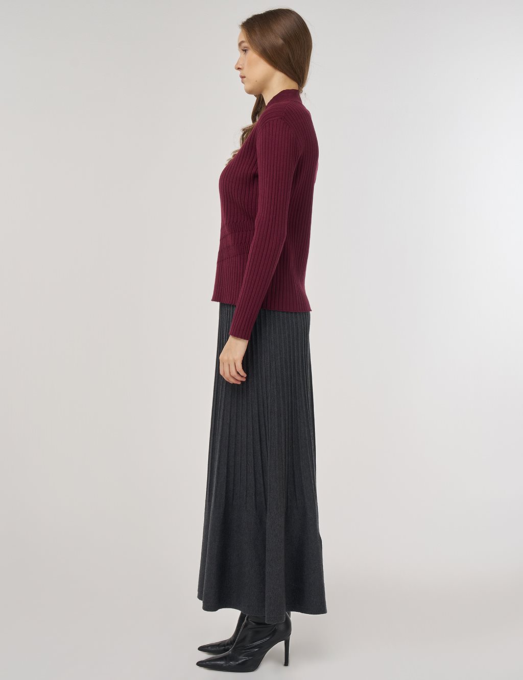 Ribbed Viscose Knit Sweater Burgundy