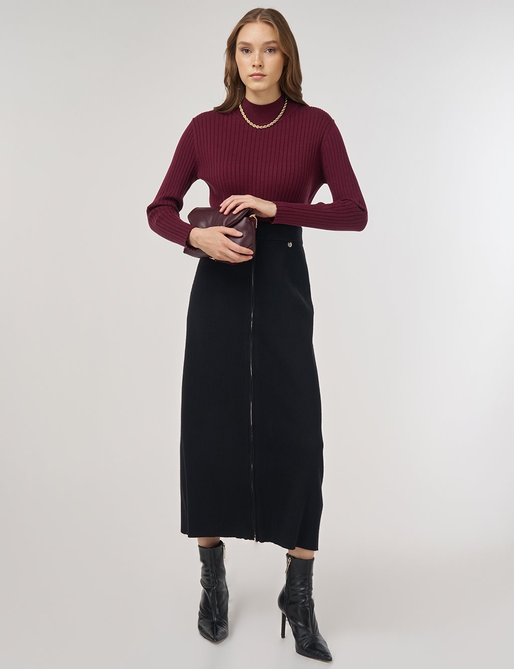 Zipper Detailed Viscose Knit Skirt Black 
