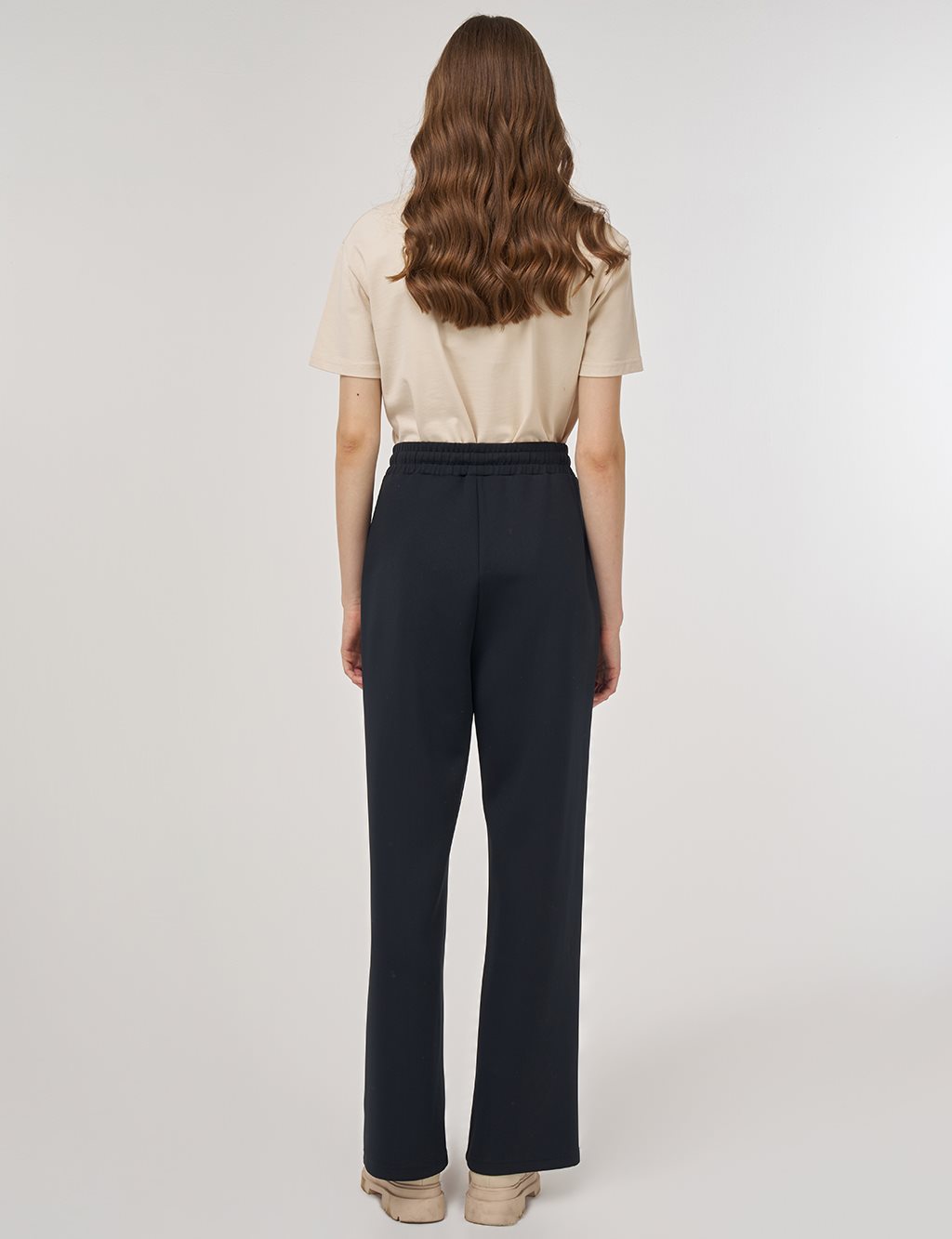 Drawstring Relaxed-Fit Pants Black 