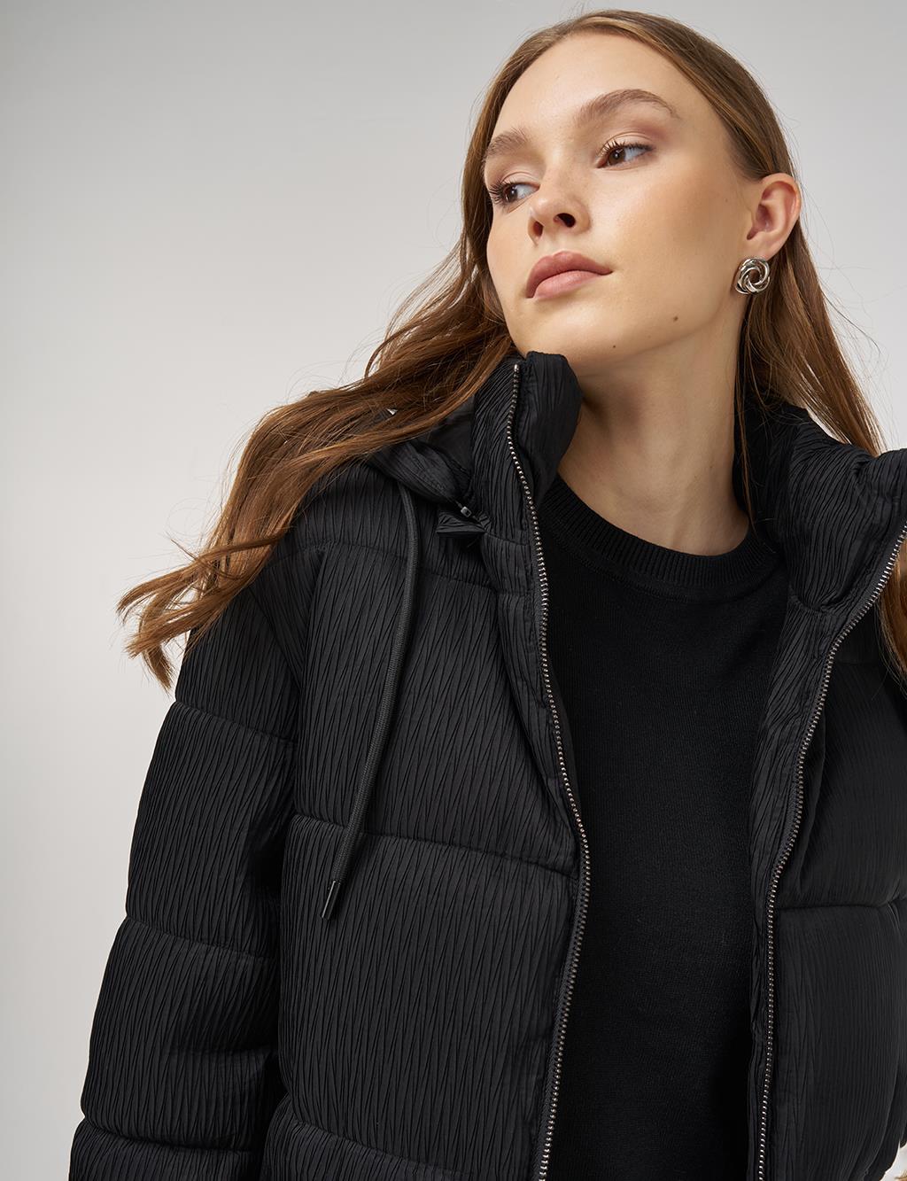 Zipper-Closure Anorak Jacket Black 