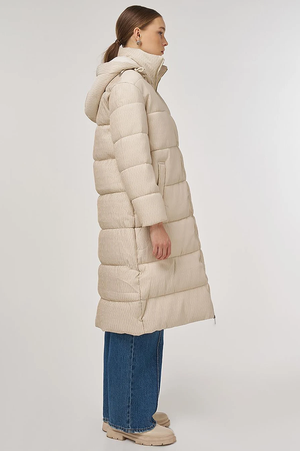 Zipper-Closure Anorak Jacket Cream