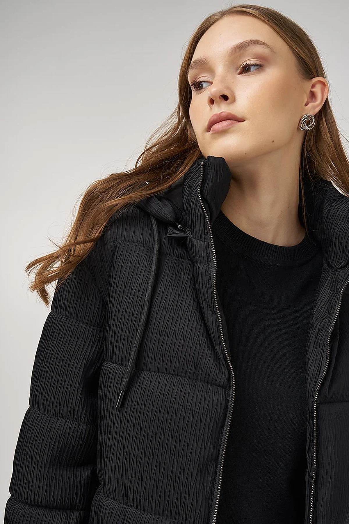 Zipper-Closure Anorak Jacket Black 