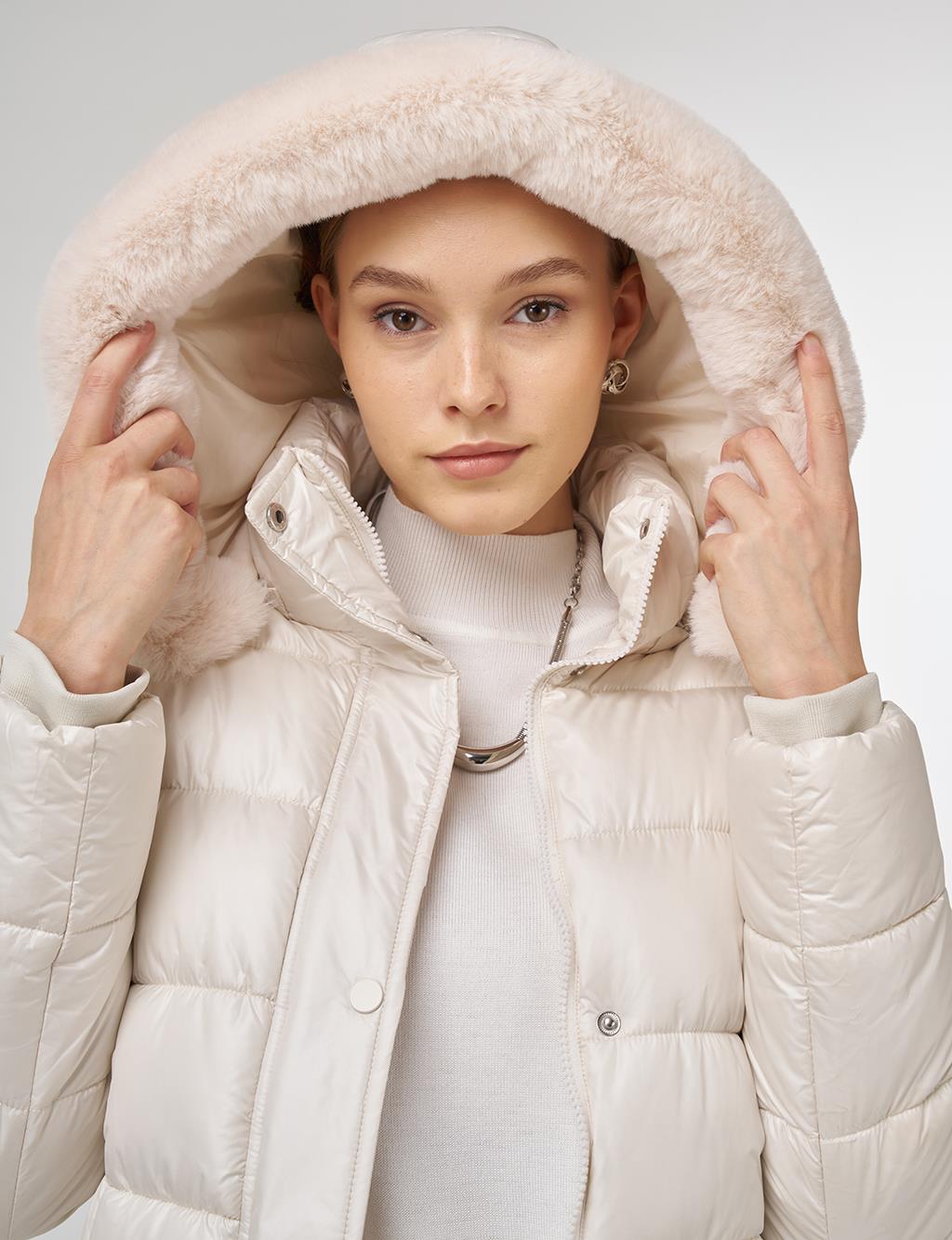 Logo Detaylı Anorak Mont Taş 