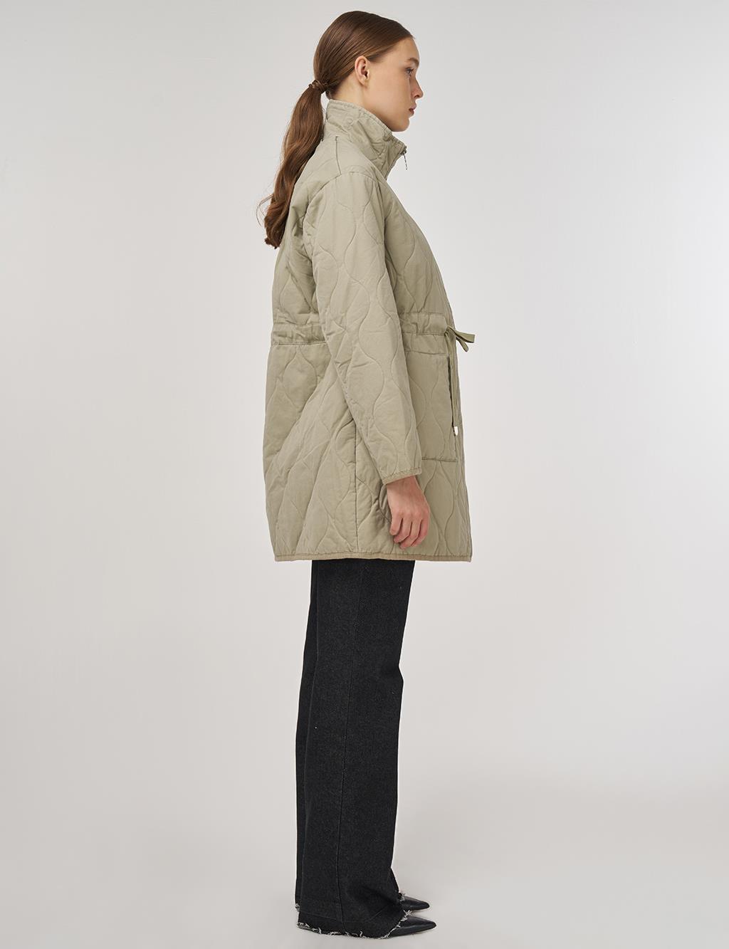 Stand-Collar Anorak Jacket in Light Brown