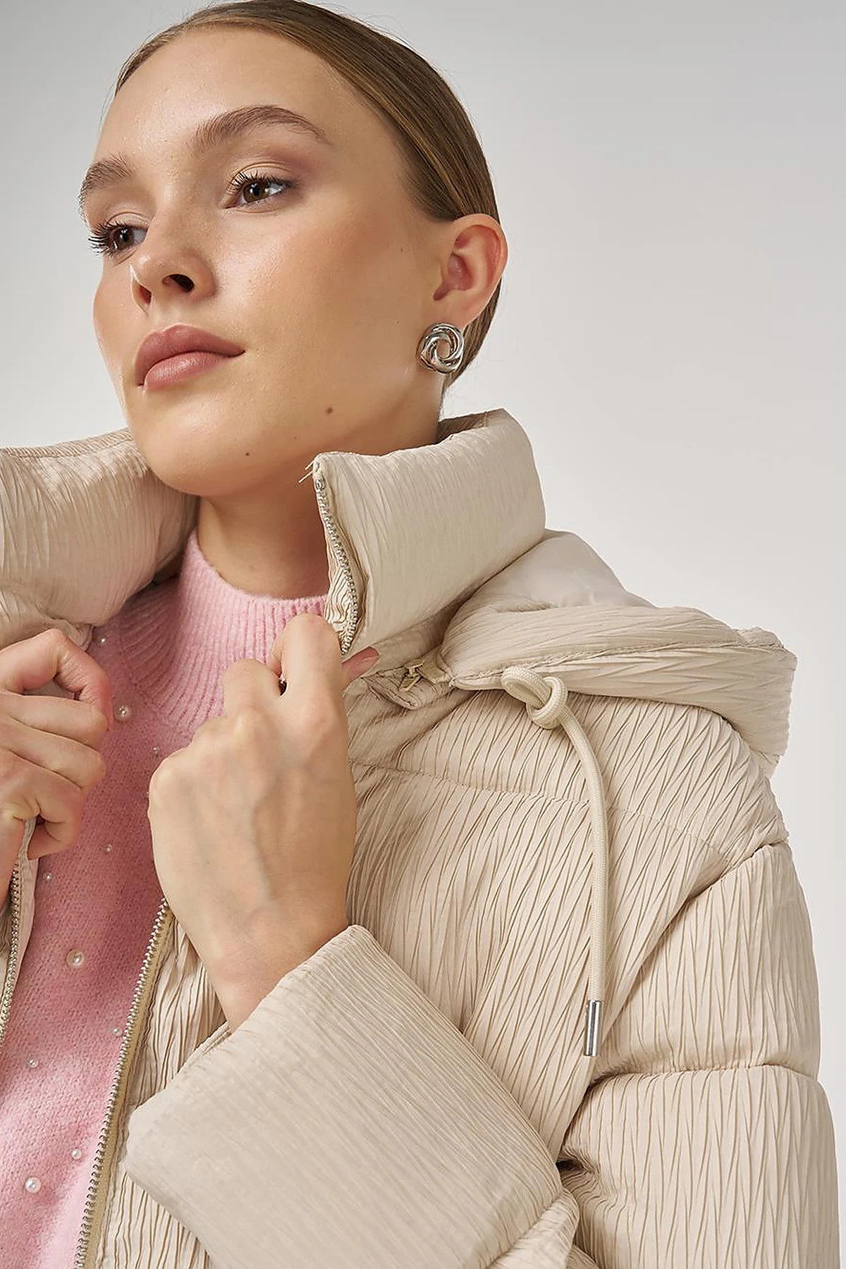 Zipper-Closure Anorak Jacket Cream
