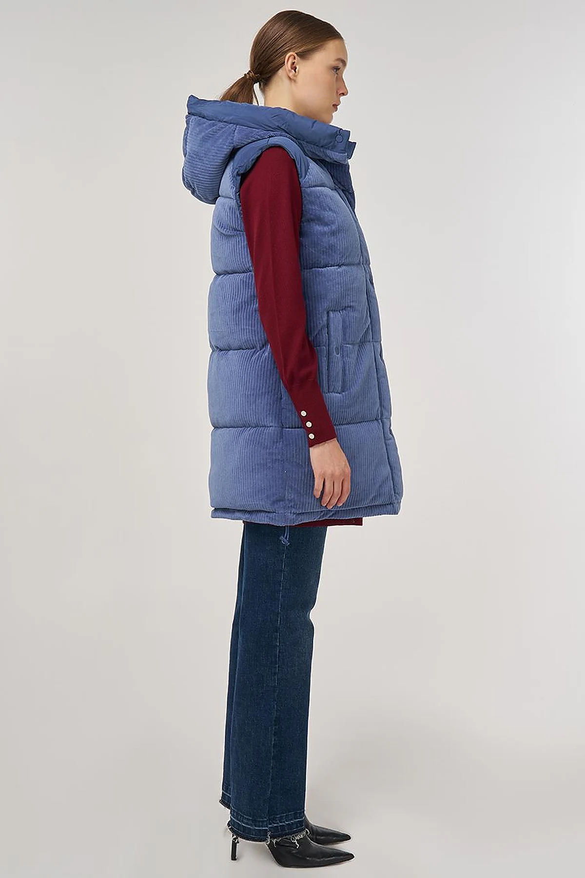 Velvet-Trimmed Puffer Vest Navy
