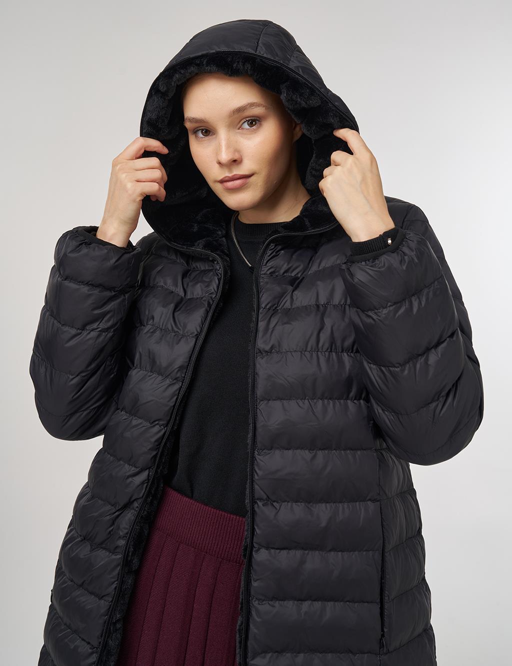 Çift Taraflı Kapüşonlu Mont Siyah 