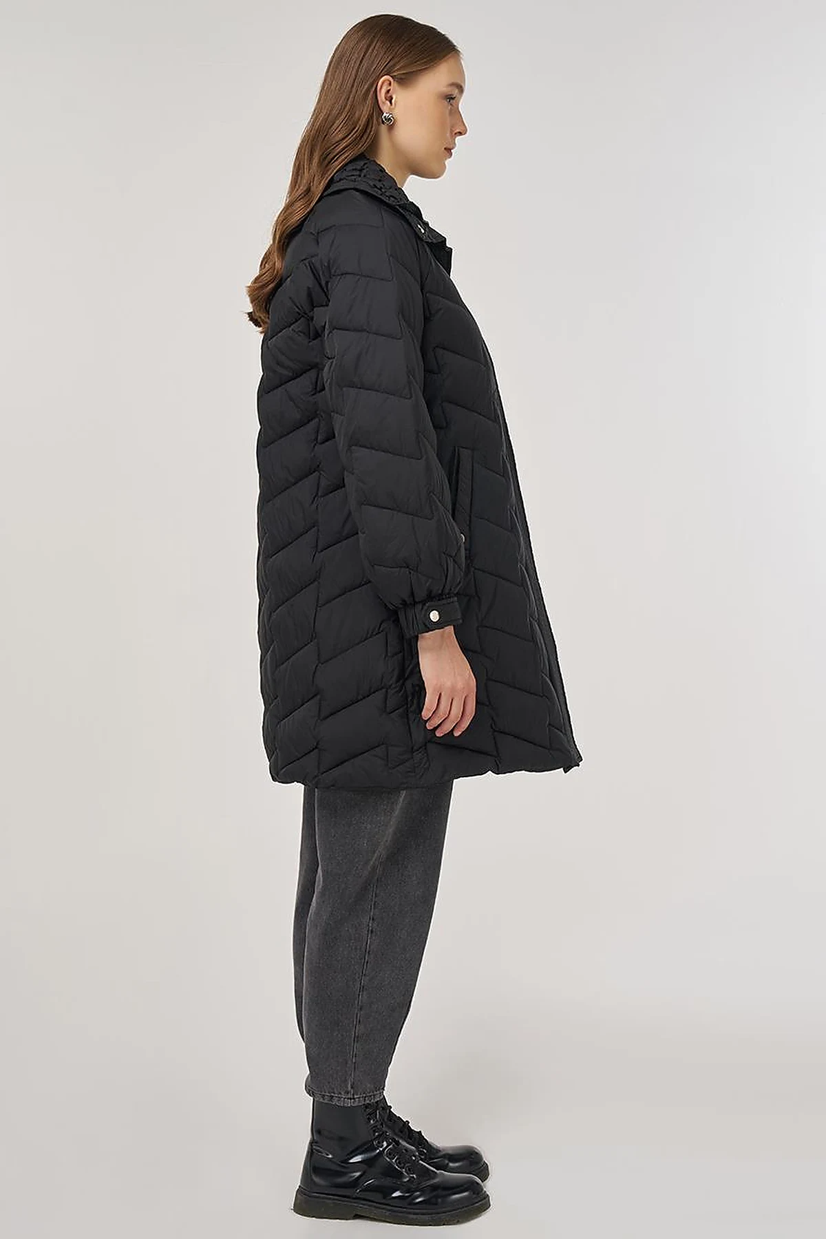 Zigzag Quilted Short Jacket Black