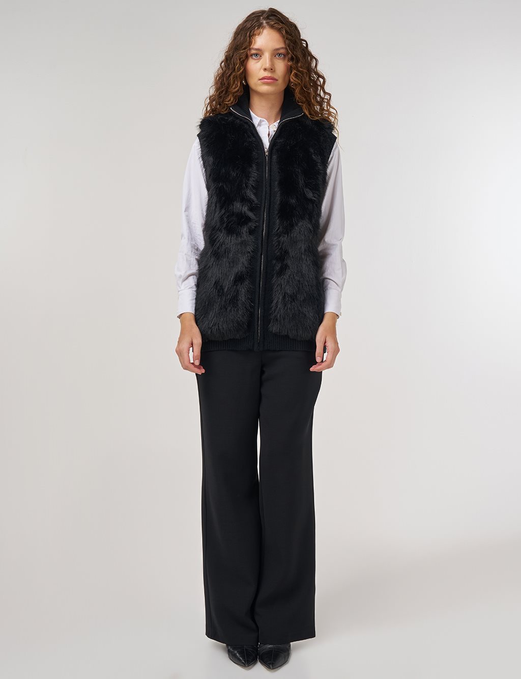 Fur-Trim Knit Vest Black