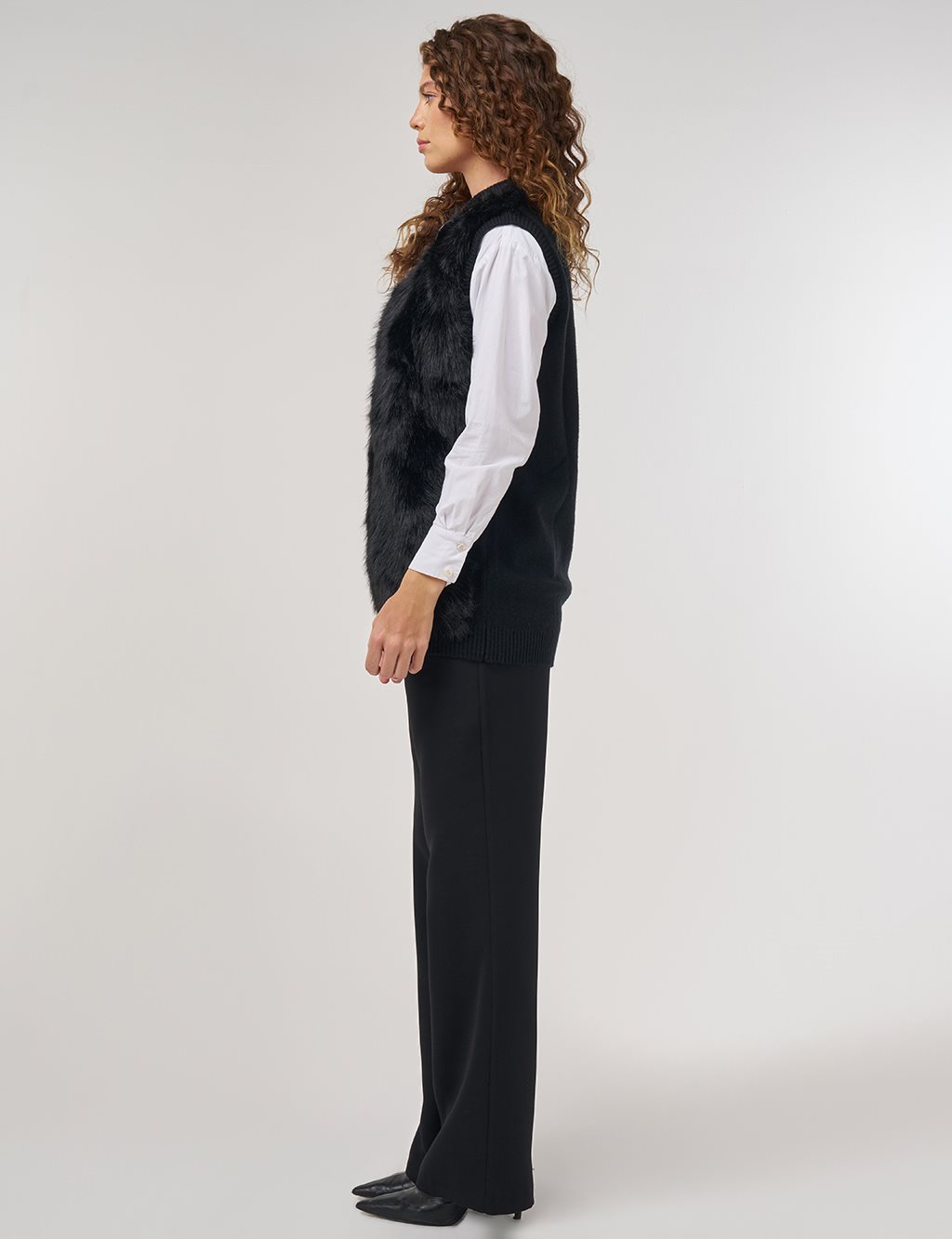 Fur-Trim Knit Vest Black