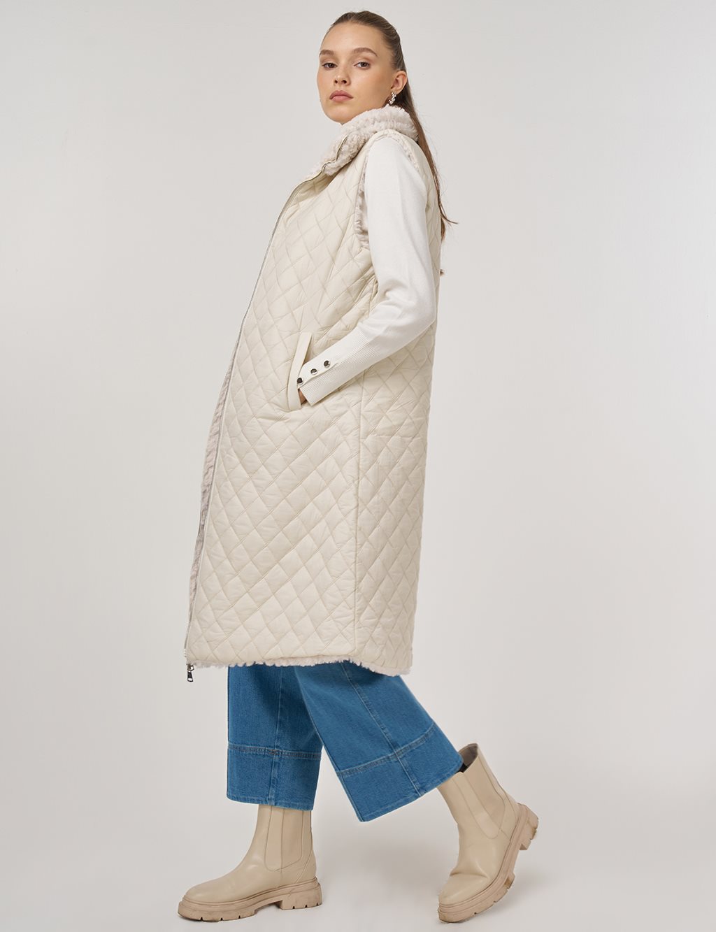 Reversible Zippered Vest Ecru 