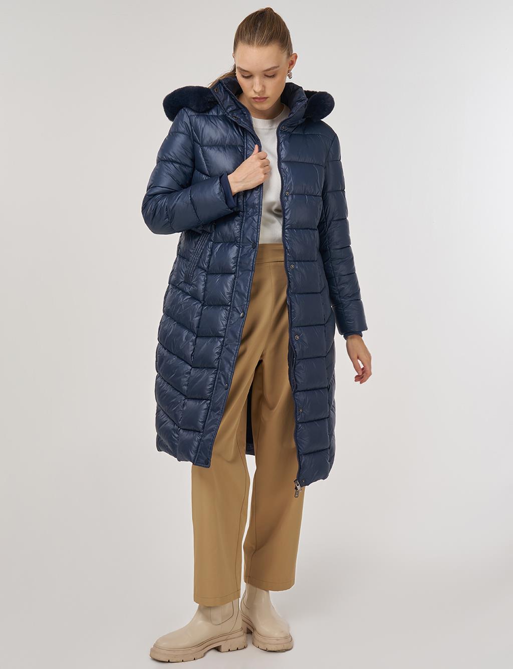 Logo Detaylı Anorak Mont Lacivert 