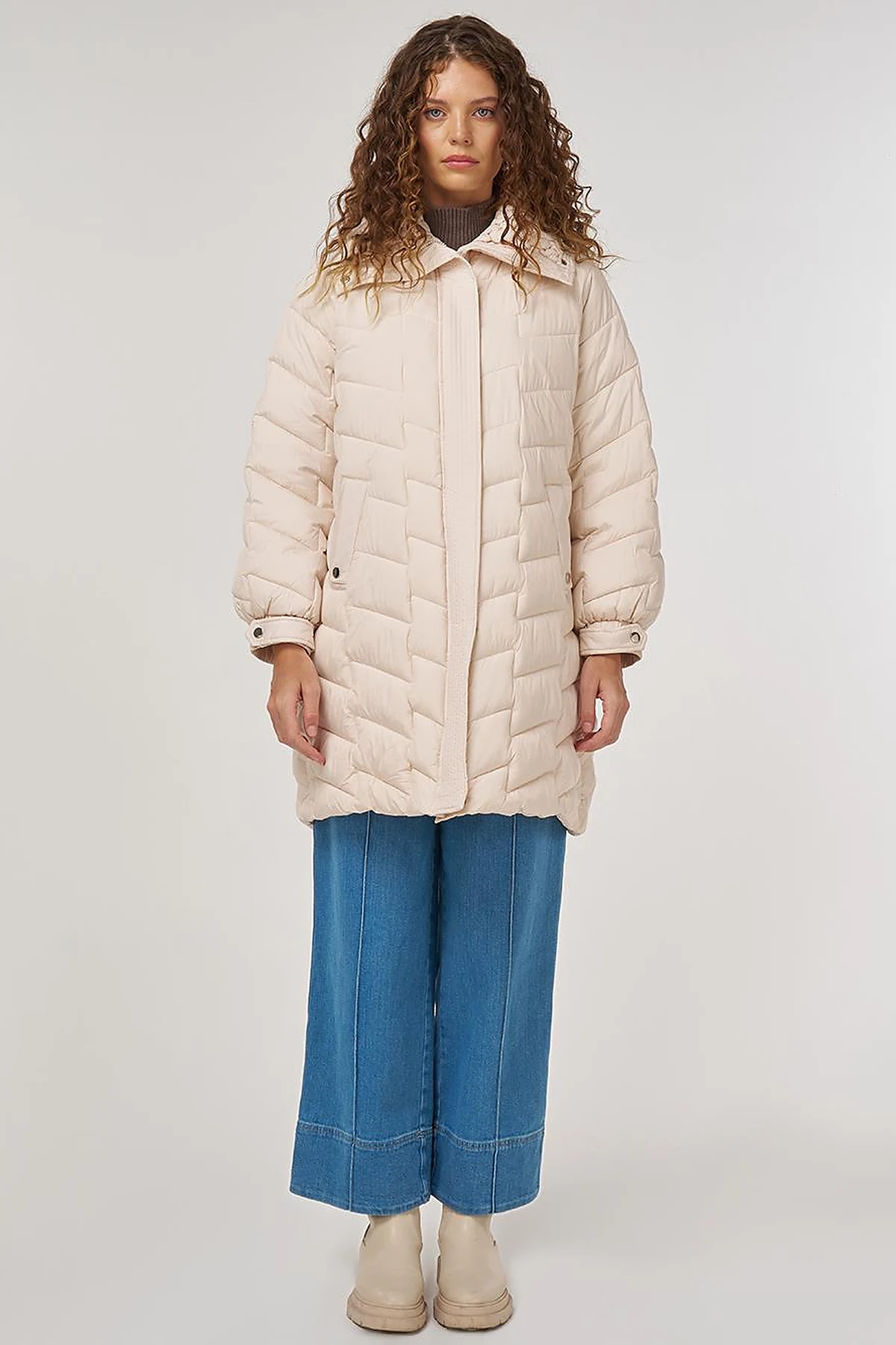 Zigzag Quilted Short Jacket Cream 