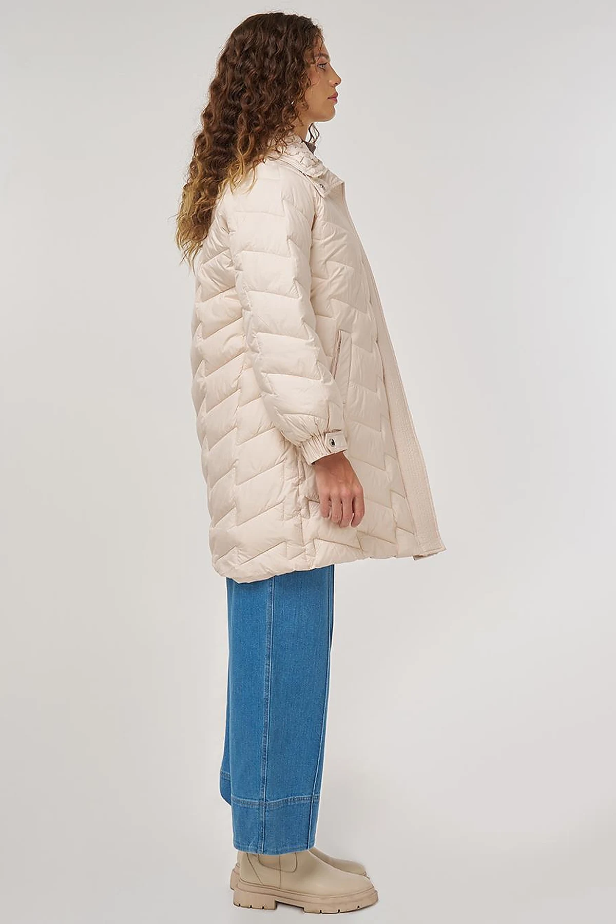 Zigzag Quilted Short Jacket Cream 