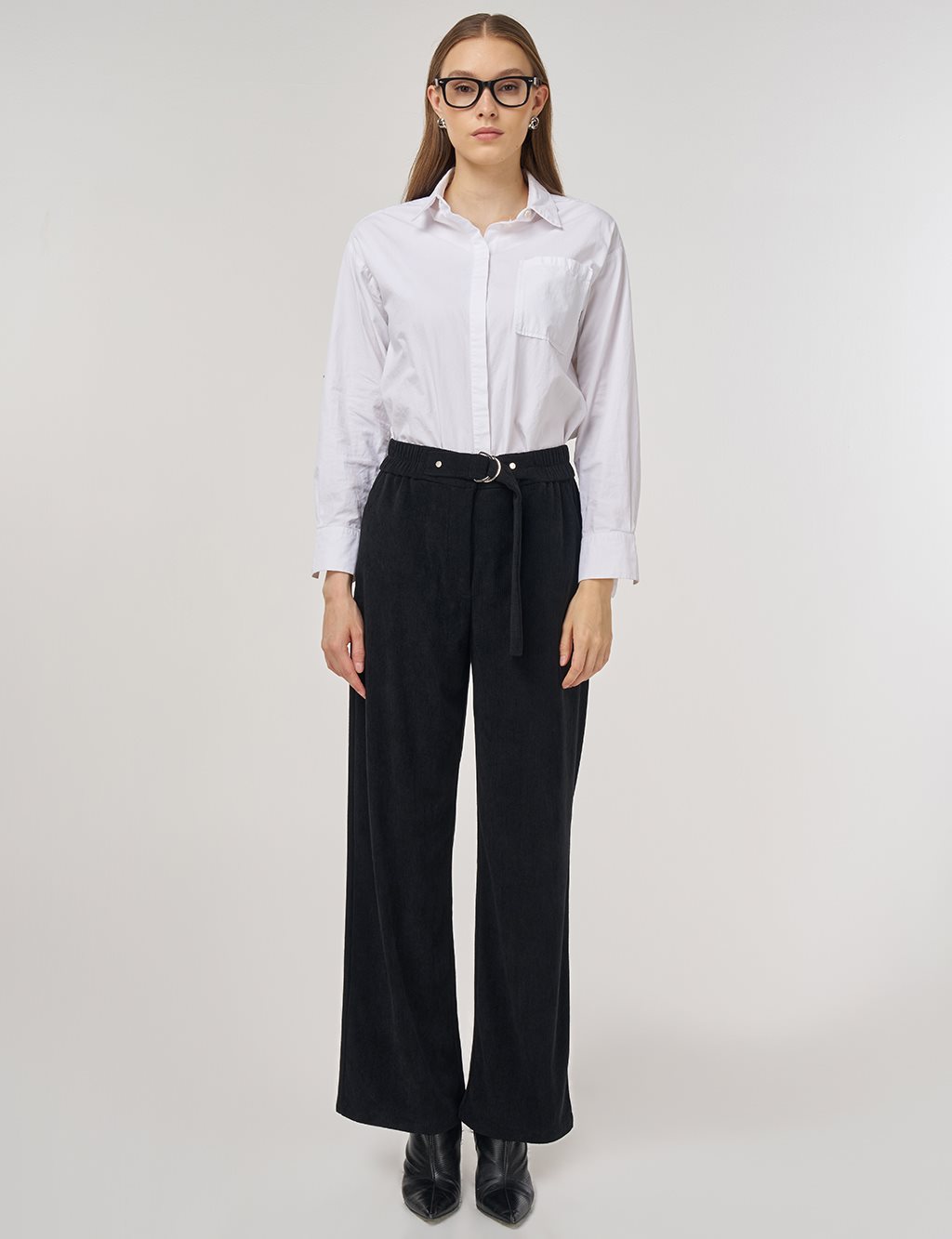 Velvet Pants with Metal Accessories Black