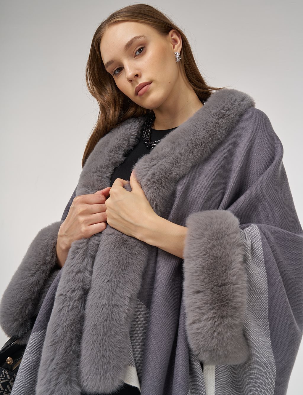 Faux Fur Detailed Poncho Gray 
