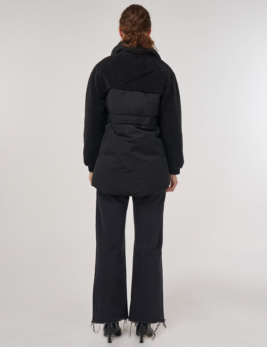 Cep Detaylı Peluş Kaban Siyah 
