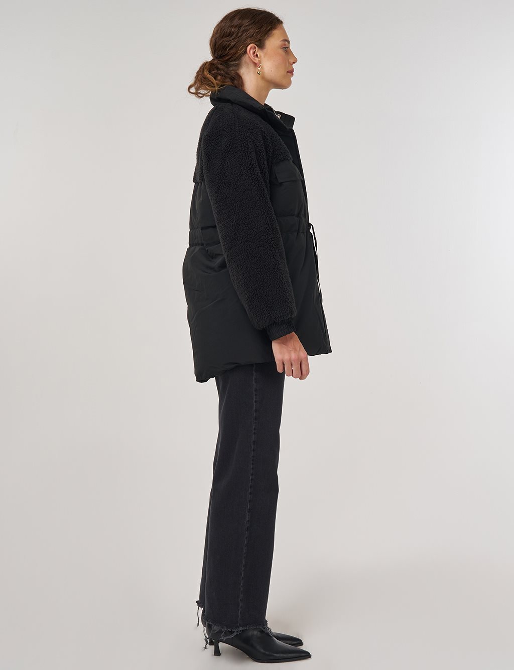 Cep Detaylı Peluş Kaban Siyah 