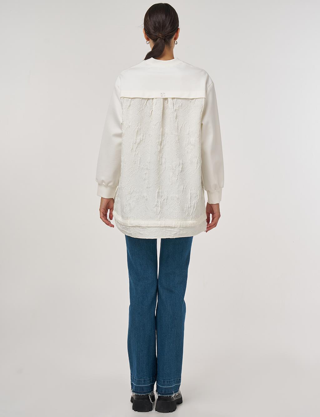 Embossed Detail Sweatshirt Ecru