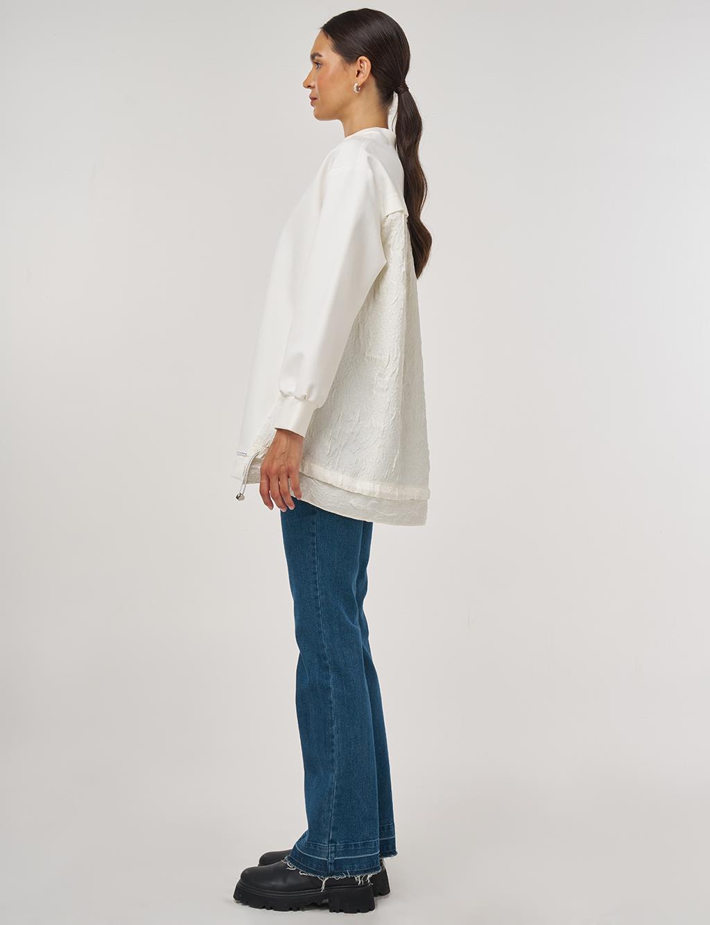 Embossed Detail Sweatshirt Ecru