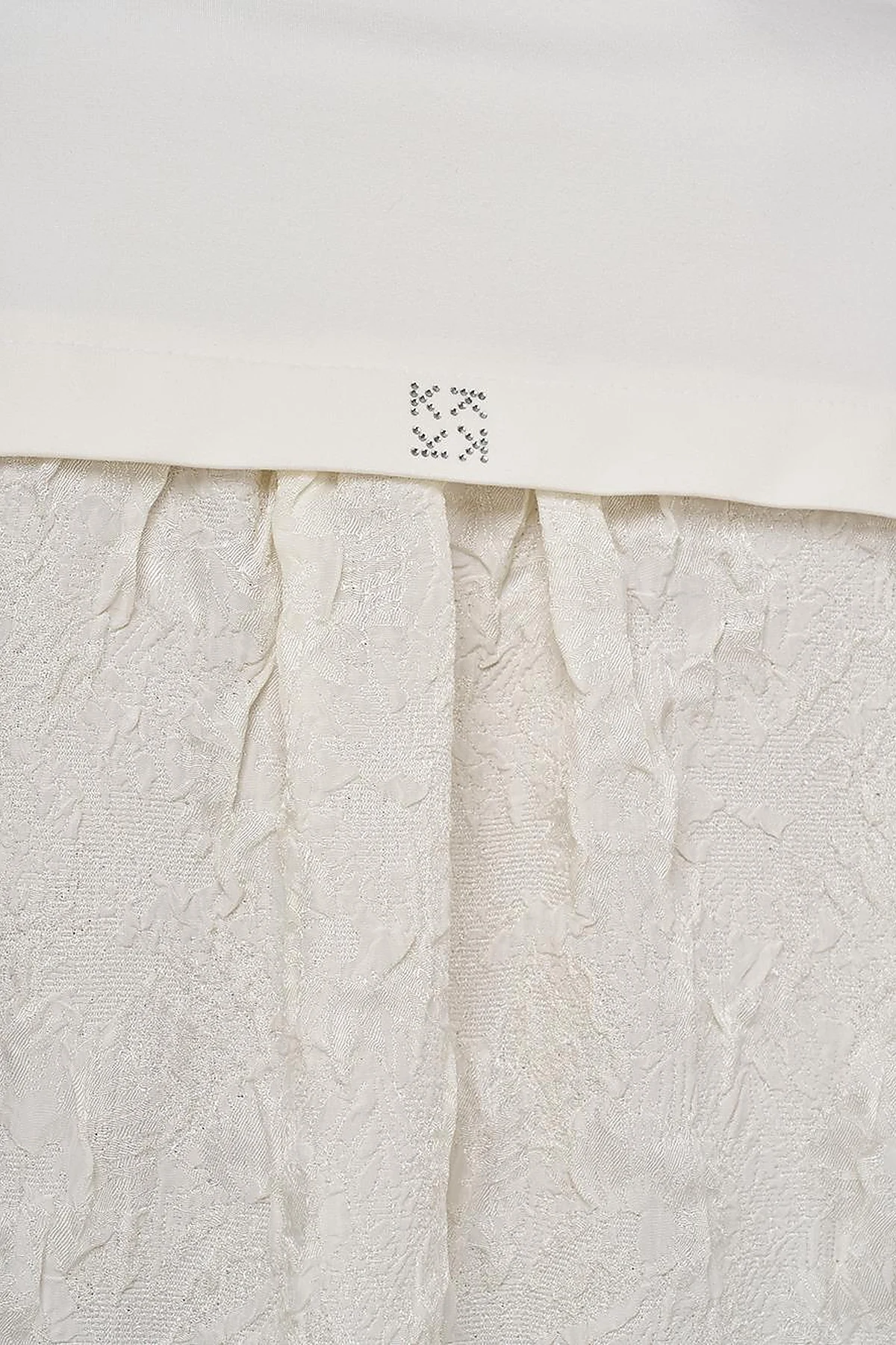 Embossed Detail Sweatshirt Ecru
