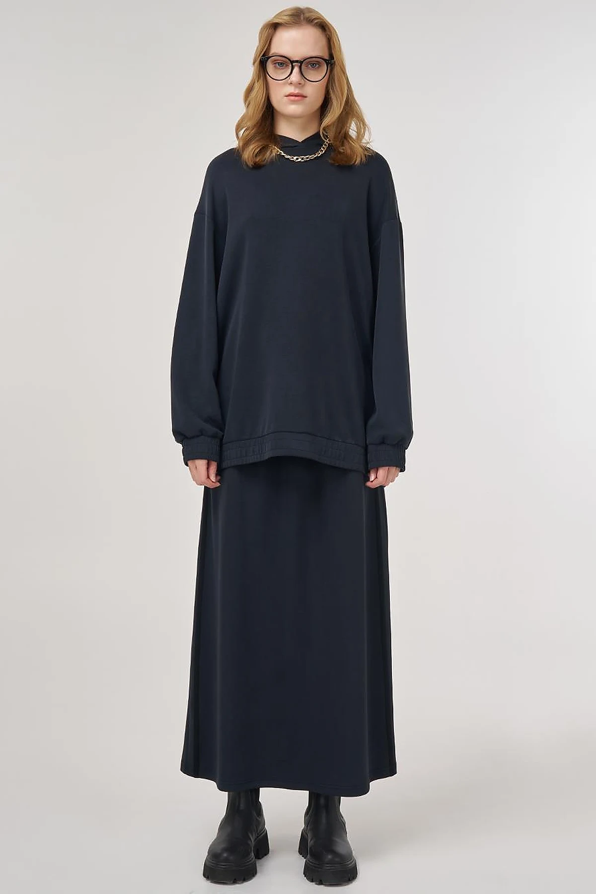 Hooded Skirted Two-Piece Suit Black