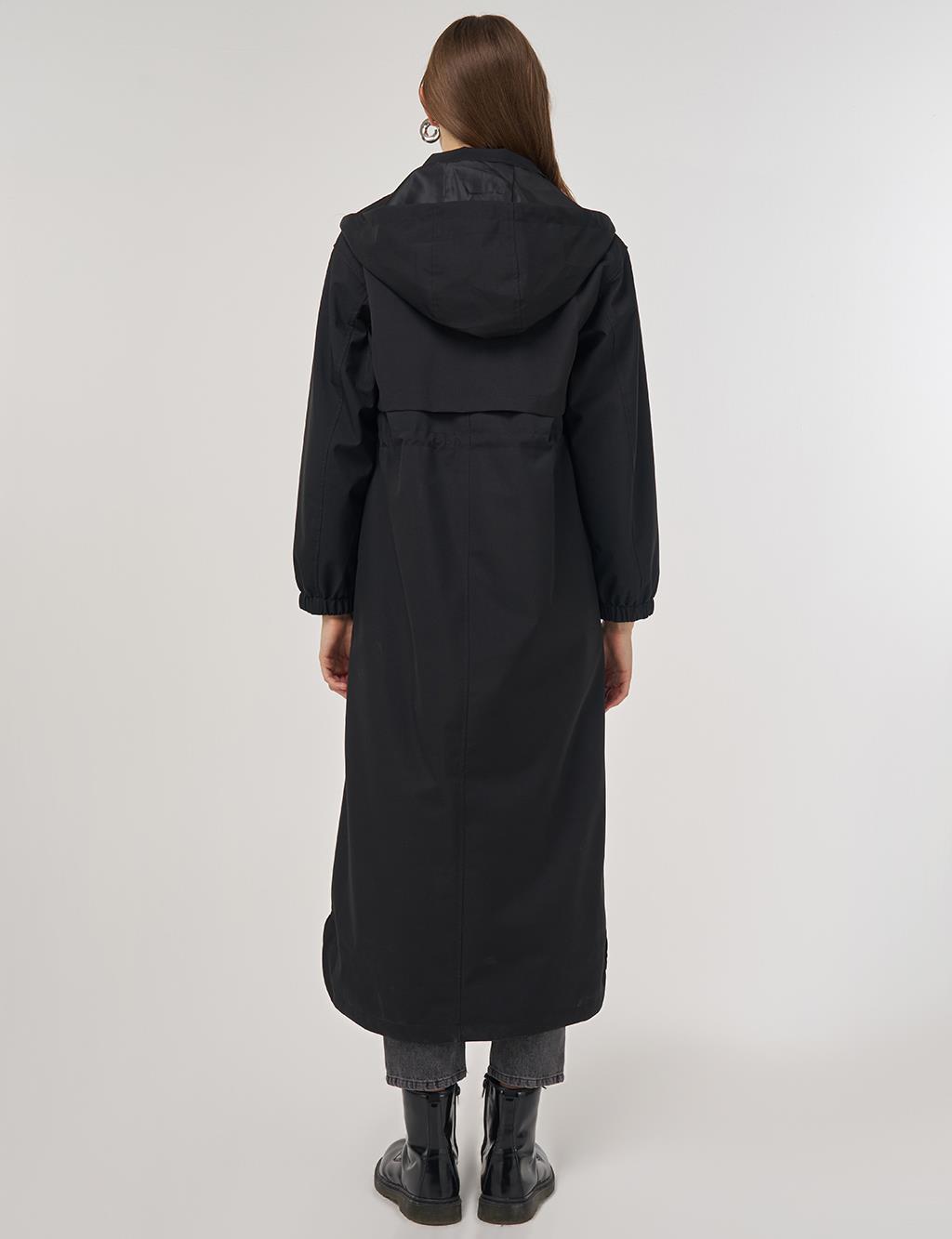 Bel Büzgülü Dik Yaka Parka Siyah 