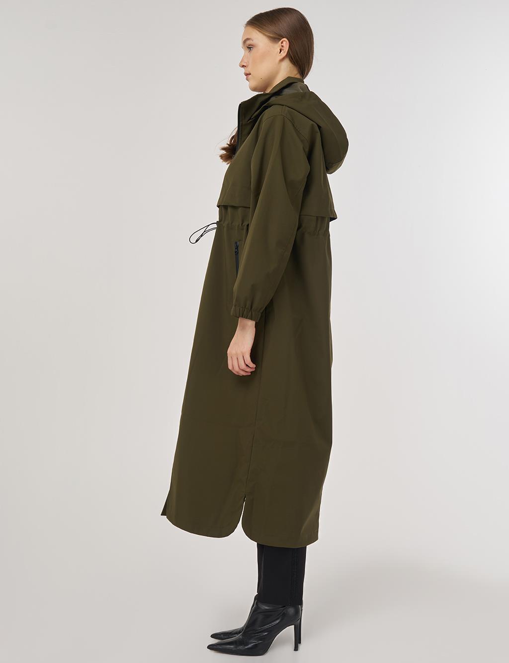 Bel Büzgülü Dik Yaka Parka Haki