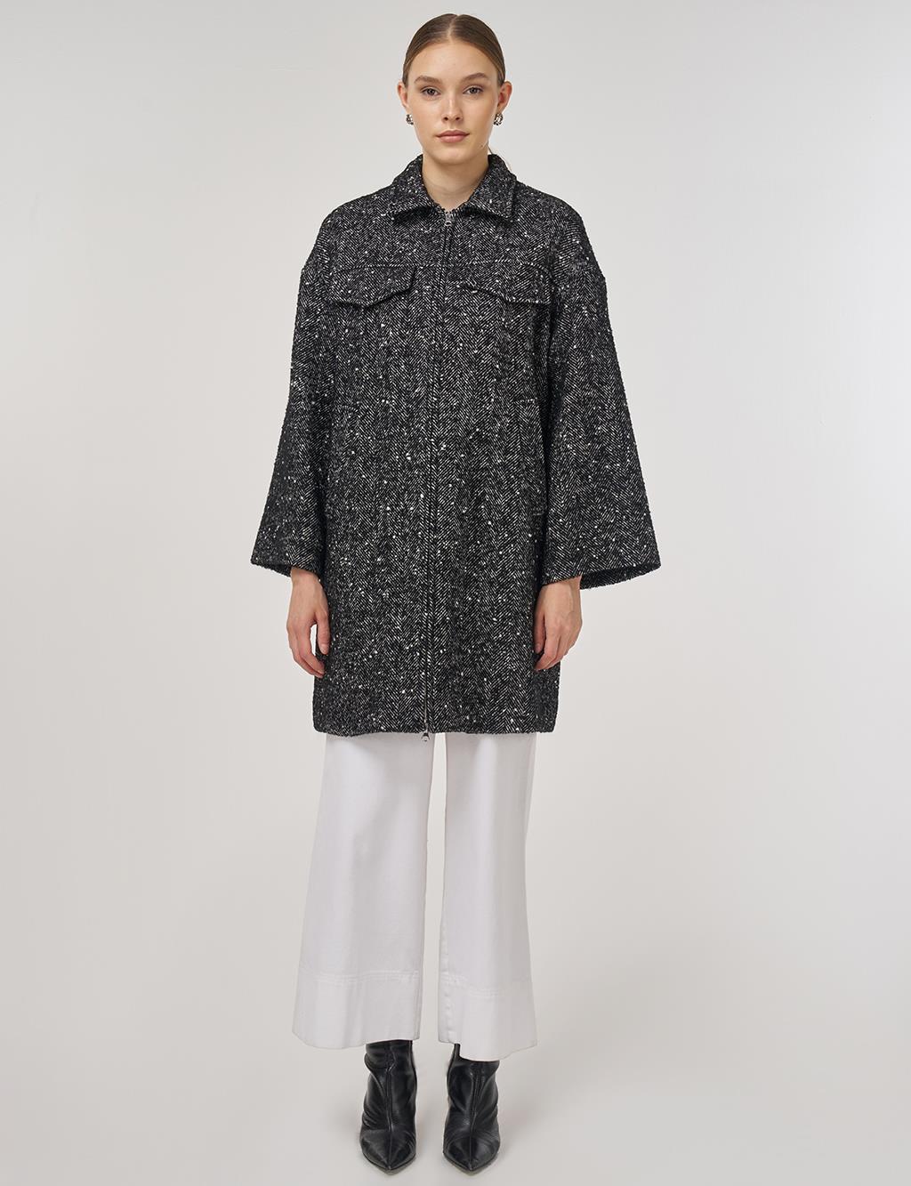 Kapak Cepli Yün Kaban Siyah