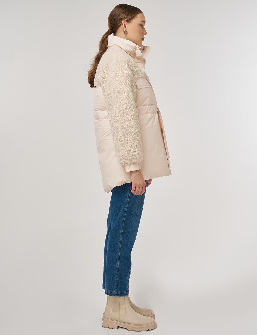 Cep Detaylı Peluş Kaban Krem 