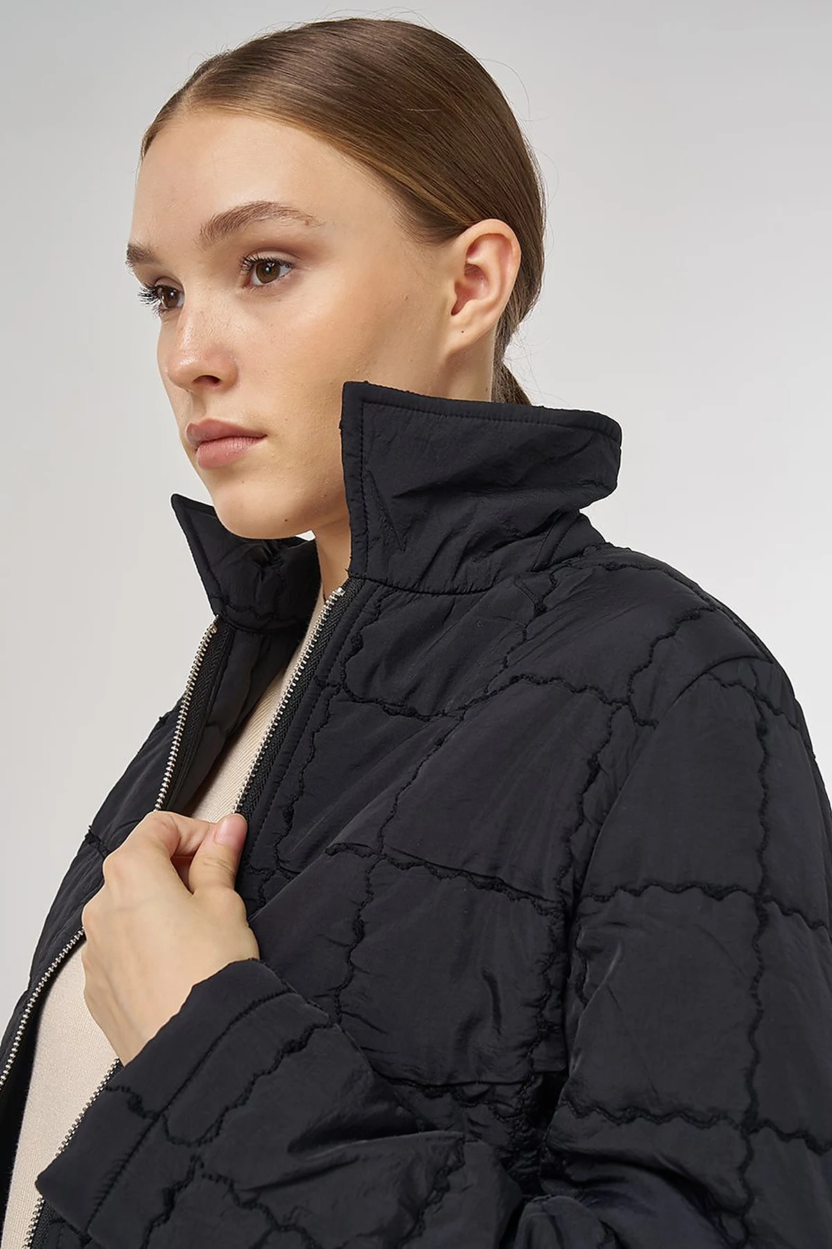 Rib-Stitched Short Anorak Jacket Black