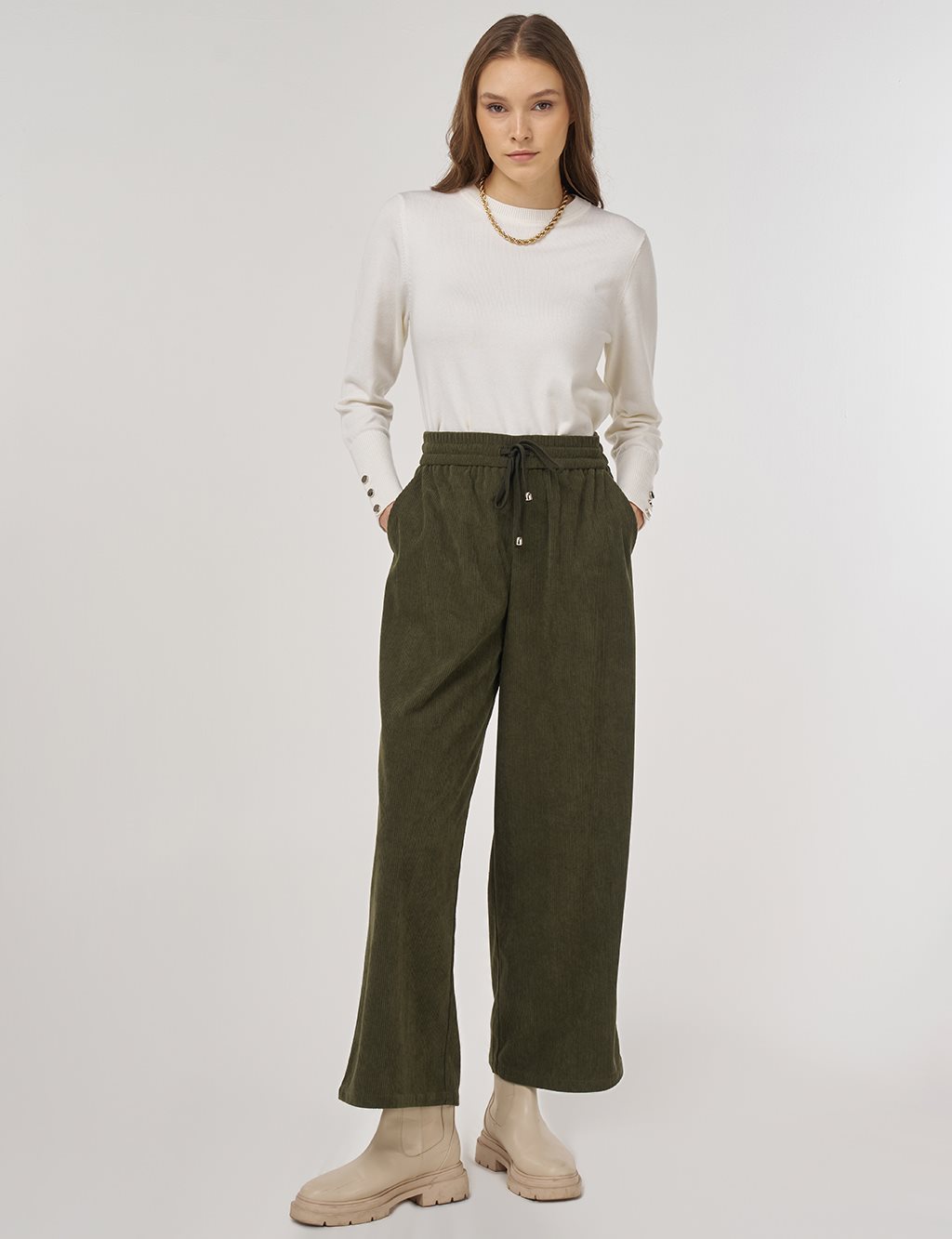 Relaxed-Fit Velvet Pants Khaki